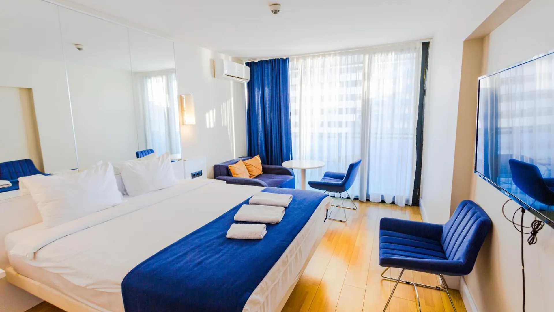 Batumi Apartments 5*,