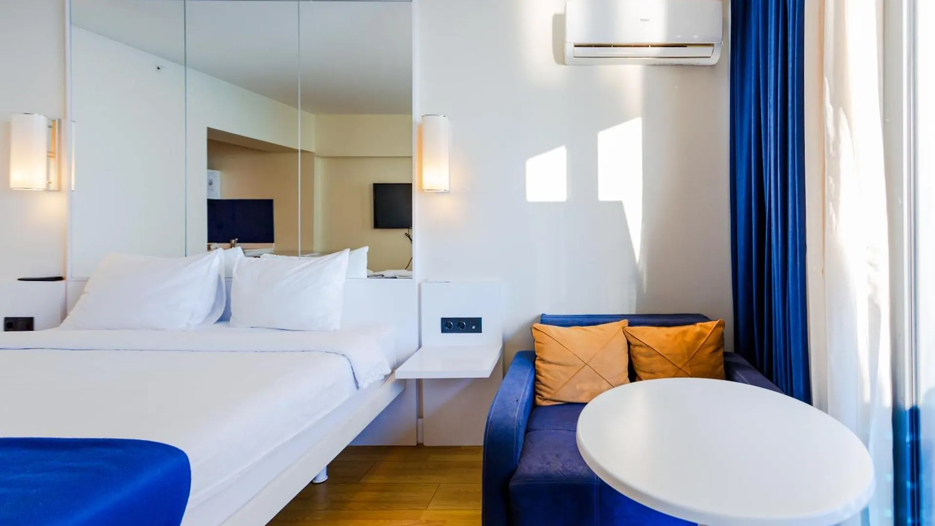 ***** Hotel Batumi Apartments Gruzie